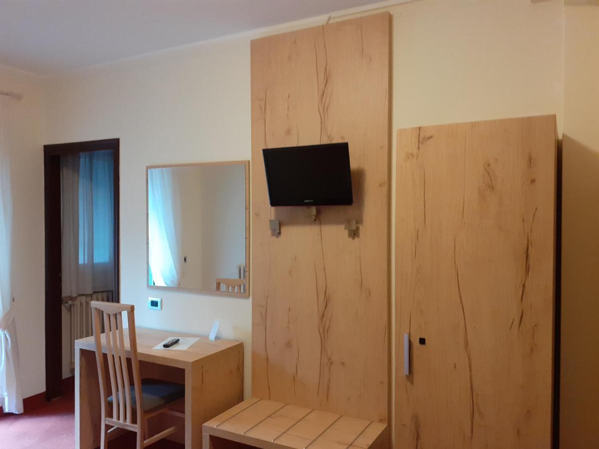 Hotel Des Alpes Castione della Presolana Ngoại thất bức ảnh