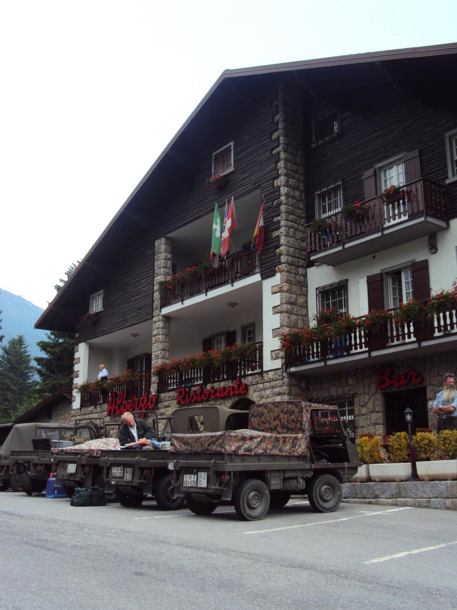 Hotel Des Alpes Castione della Presolana Ngoại thất bức ảnh