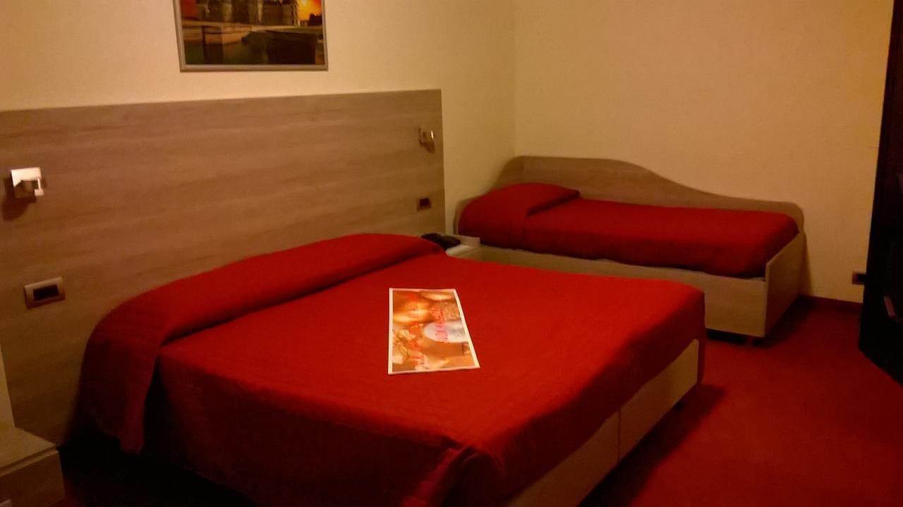 Hotel Des Alpes Castione della Presolana Ngoại thất bức ảnh