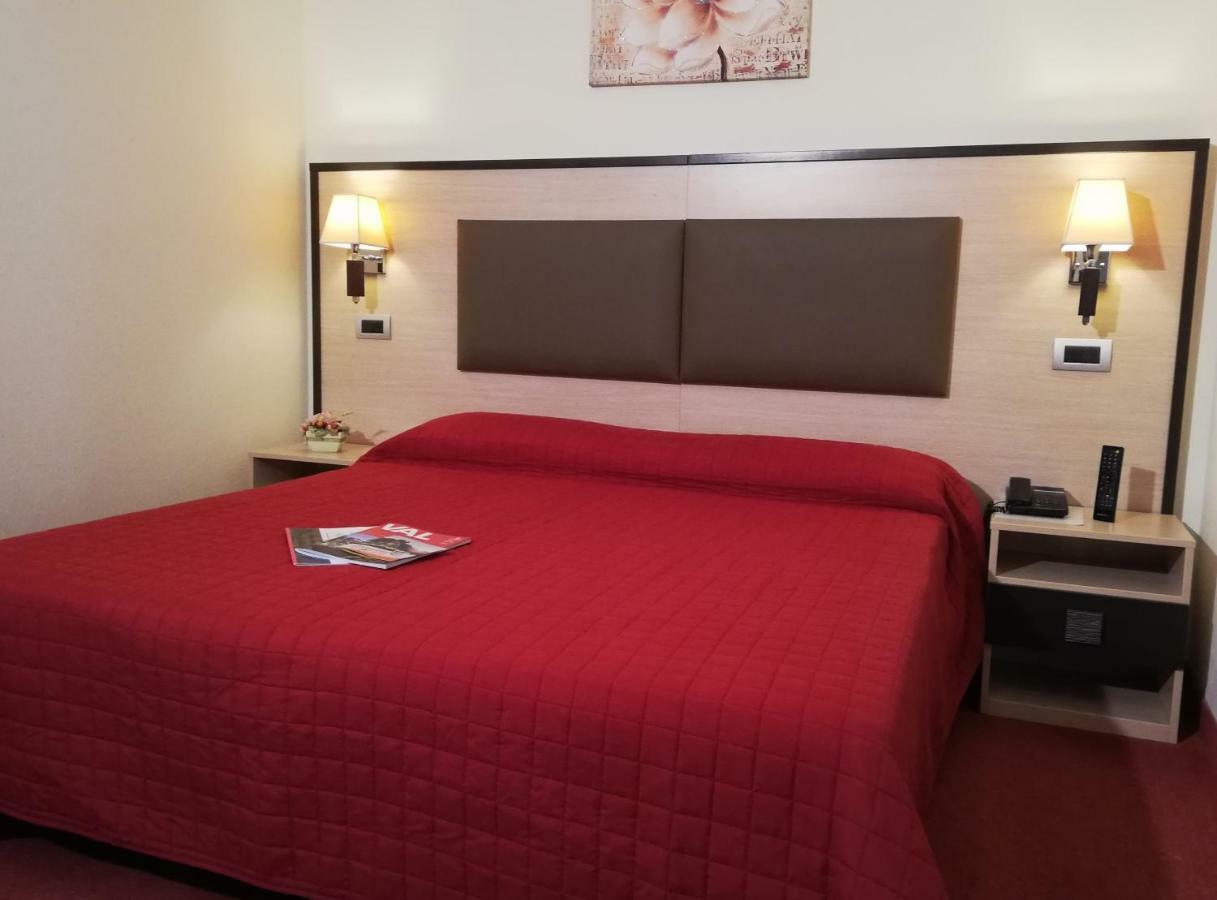 Hotel Des Alpes Castione della Presolana Ngoại thất bức ảnh