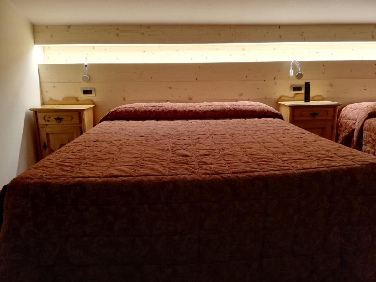 Hotel Des Alpes Castione della Presolana Ngoại thất bức ảnh
