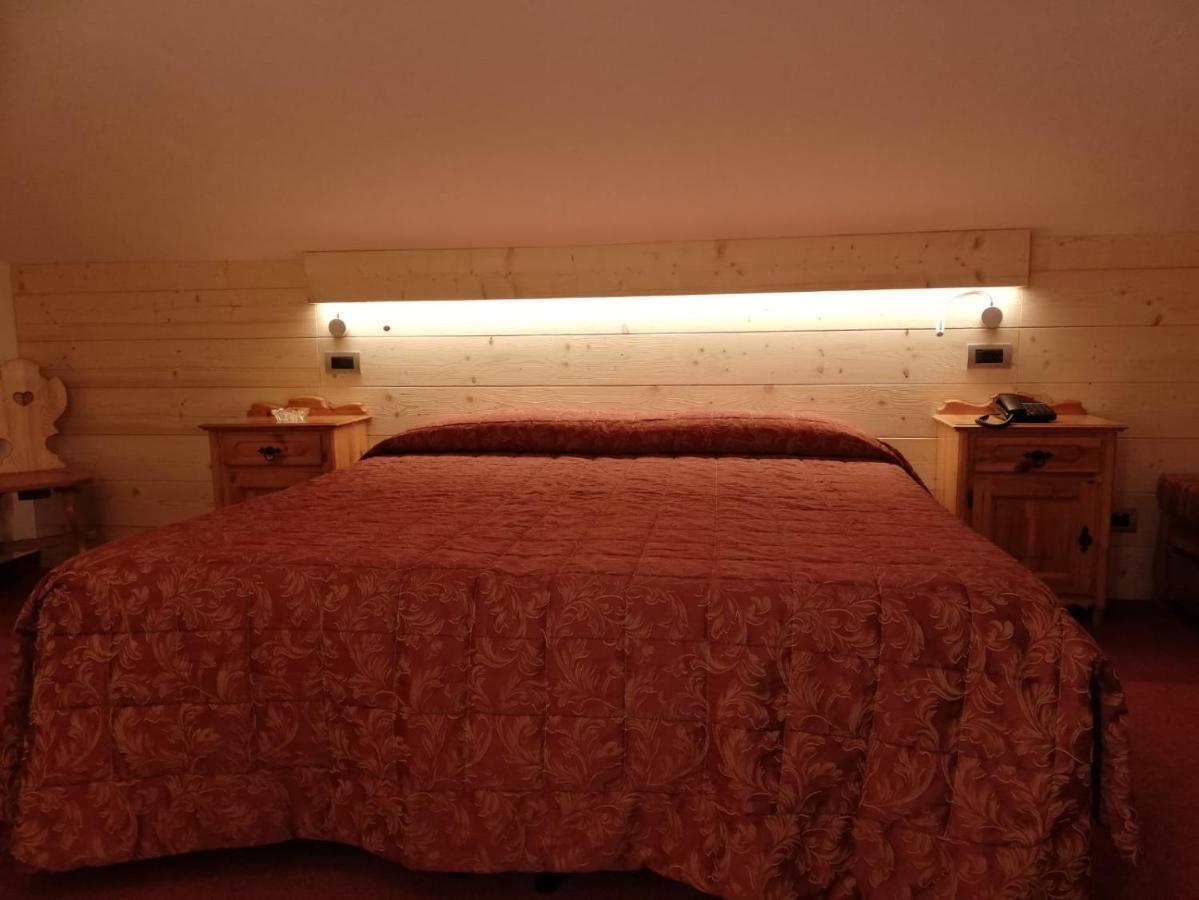 Hotel Des Alpes Castione della Presolana Ngoại thất bức ảnh